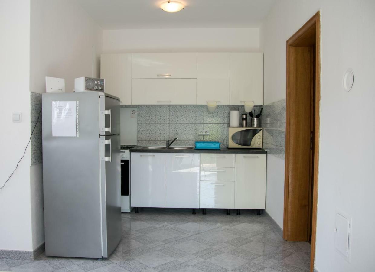 Apartman Lavanda Maslenica Eksteriør billede