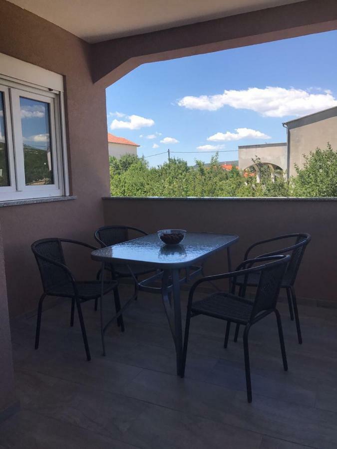 Apartman Lavanda Maslenica Eksteriør billede